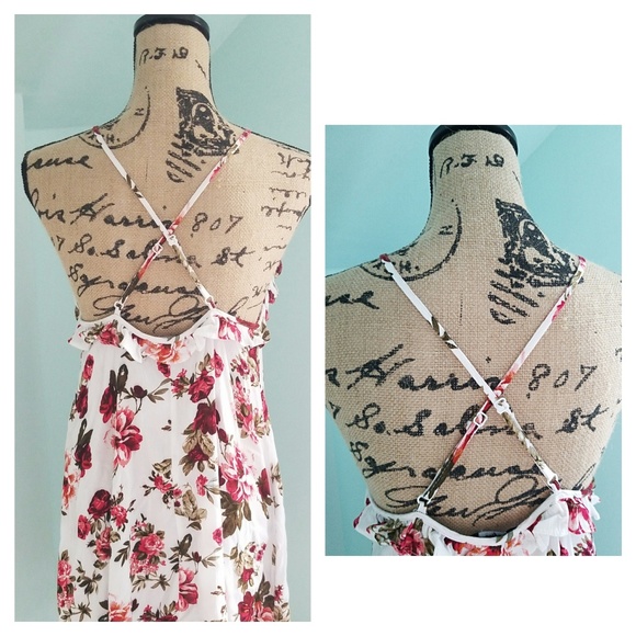 🎀Host Pick🎀 Floral Trim Ruffle Dress - Picture 4 of 4